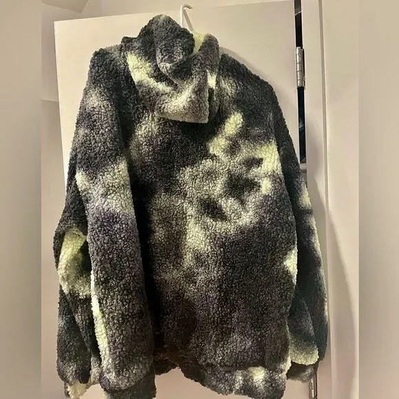 Current Mood green and black Sherpa Jacket - Picture 2 of 4